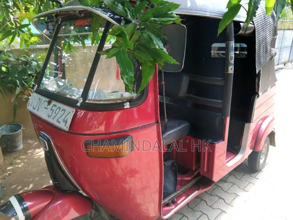 Bajaj RE 2004 Three Wheel (Used)