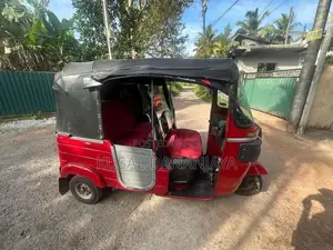 Bajaj 4 Stroke 2015 Three Wheel (Used)