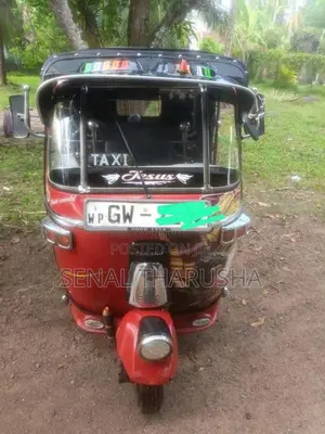 Bajaj 2 Stroke 2002 Three Wheel (Used)