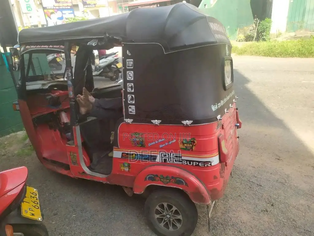 Bajaj RE 1998 Three Wheel (Used)