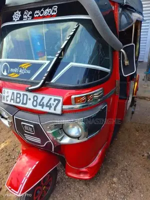 Bajaj RE 4 Stroke 2015 Three Wheel (Used)