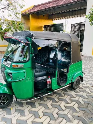 Bajaj 2 stroke 2016 Three Wheel (Used)