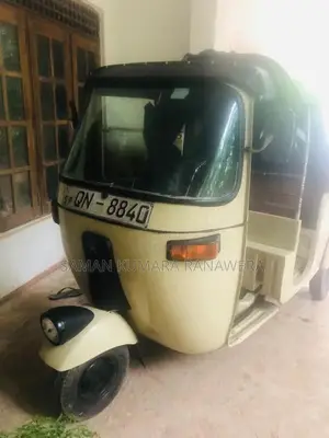 Bajaj 4 stroke 2009 Three Wheel (Used)