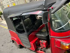 Bajaj RE 2010 Three Wheel (Used)