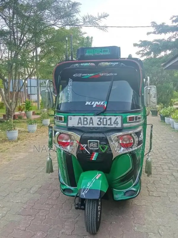 Bajaj RE 4 Stroke 2015 Three Wheel (Used)
