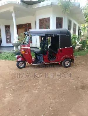 Bajaj 4 stroke 2012 Three Wheel (Used)
