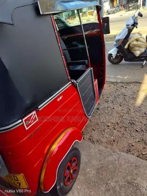 Bajaj RE 4 Stroke 2015 Three Wheel (Used)