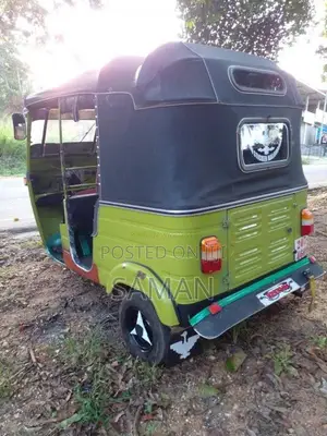 Bajaj 2 Stroke 2000 Three Wheel (Used)