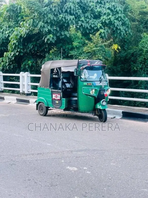 Bajaj 2 stroke 2016 Three Wheel (Used)
