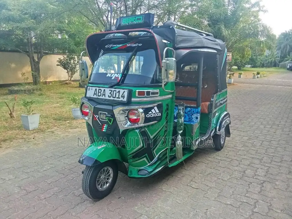 Bajaj RE 4 Stroke 2015 Three Wheel (Used)