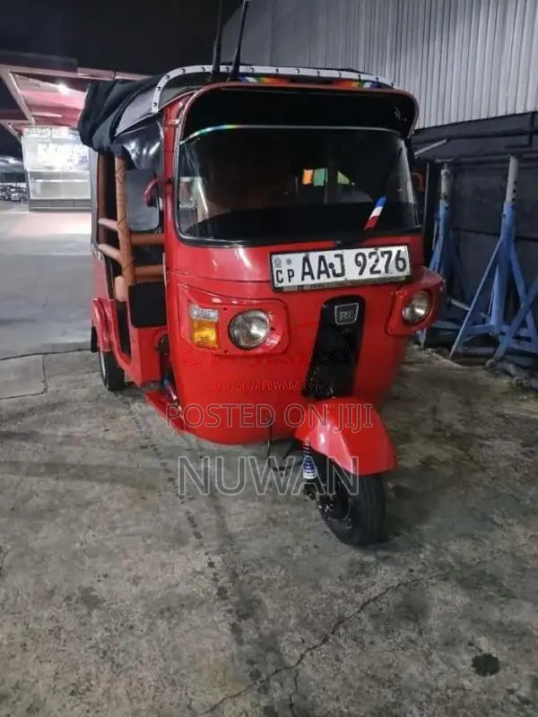 Bajaj 4 Stroke 2013 Three Wheel (Used)