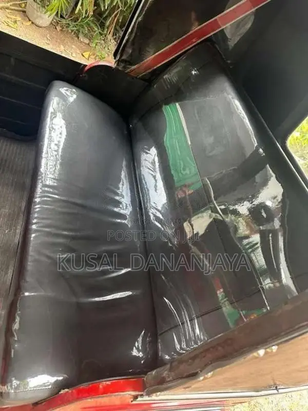 Bajaj 4 Stroke 2015 Three Wheel (Used)