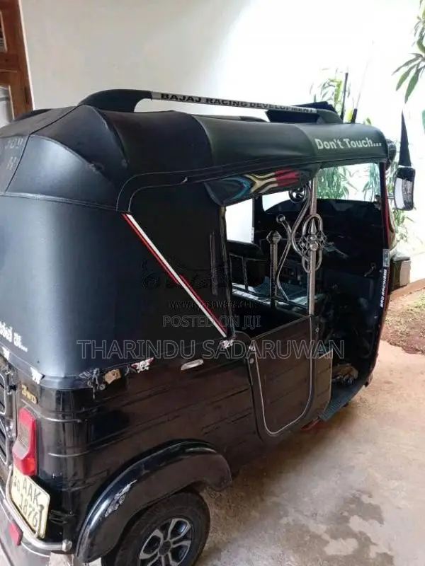 Bajaj RE 2014 Three Wheel (Used)