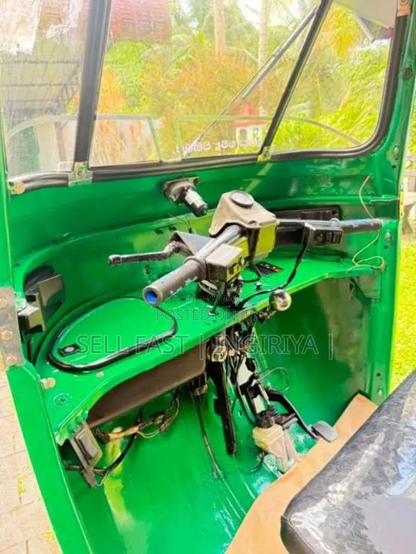 Bajaj 4 Stroke 2008 Three Wheel (Used)
