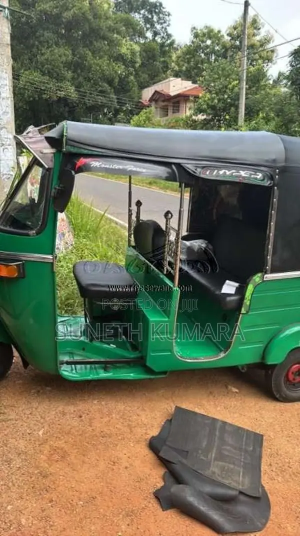 Bajaj RE 4 Stroke 2007 Three Wheel (Used)