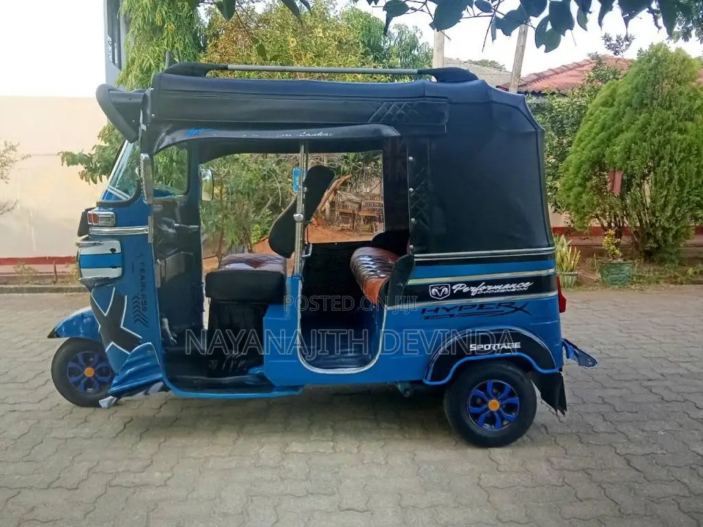 Bajaj RE 4 Stroke 2014 Three Wheel (Used)