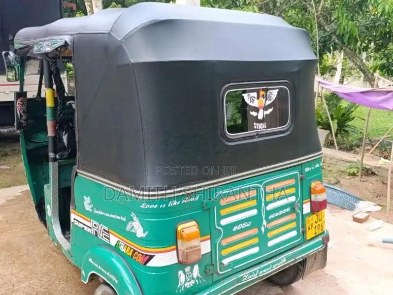 Bajaj RE 2004 Three Wheel (Used)
