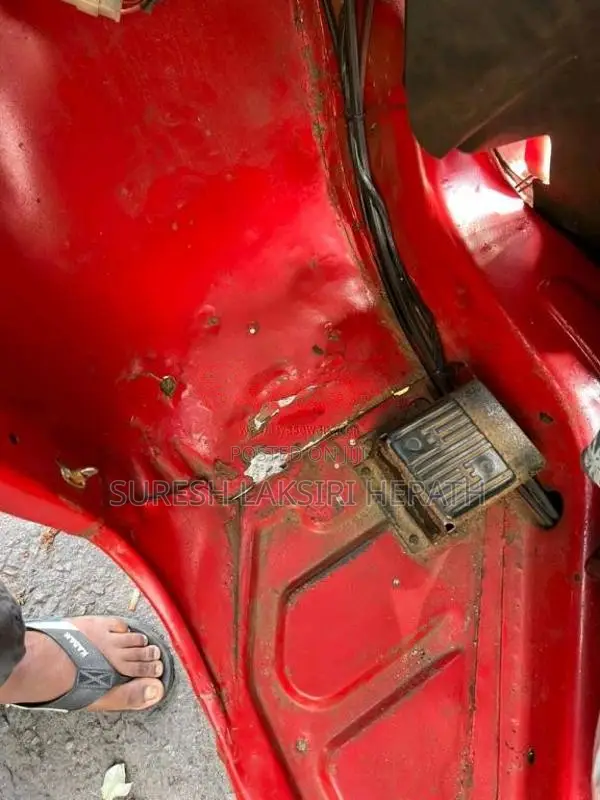 Bajaj RE 2010 Three Wheel (Used)