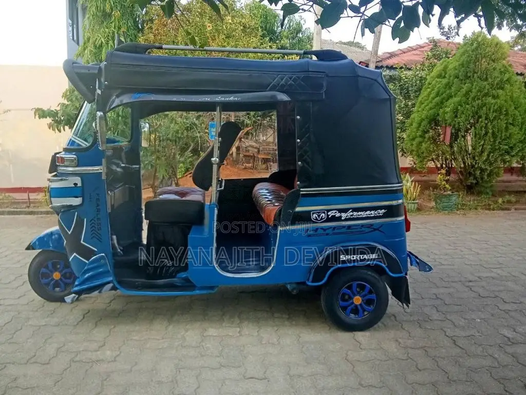 Bajaj RE 4 Stroke 2014 Three Wheel (Used)