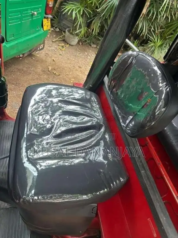 Bajaj 4 Stroke 2015 Three Wheel (Used)