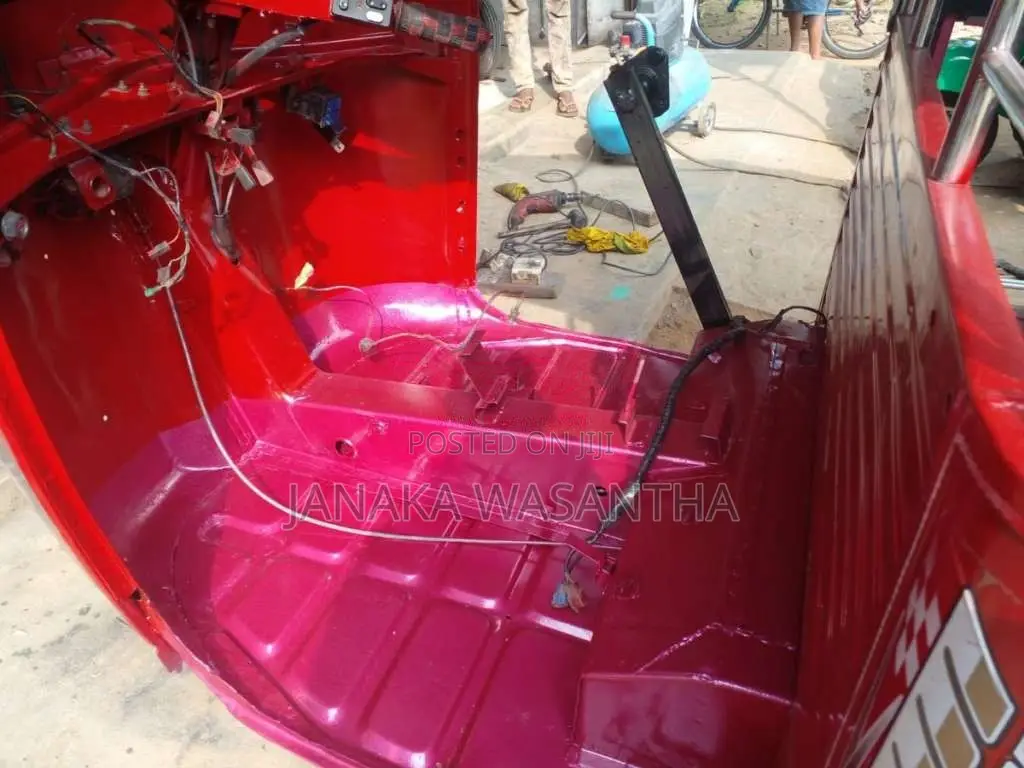 Piaggio Ape 2011 Three Wheel (Used)