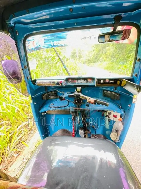 Bajaj 2 Stroke 2004 Three Wheel (Used)
