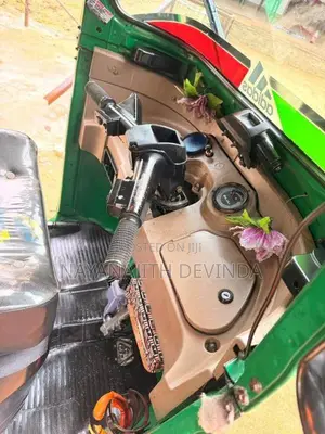 Bajaj RE 2015 Three Wheel (Used)