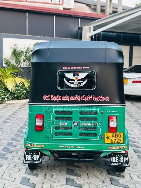 Bajaj 4 stroke 2015 Three Wheel (Used)