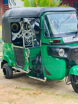 Bajaj RE 2015 Three Wheel (Used)