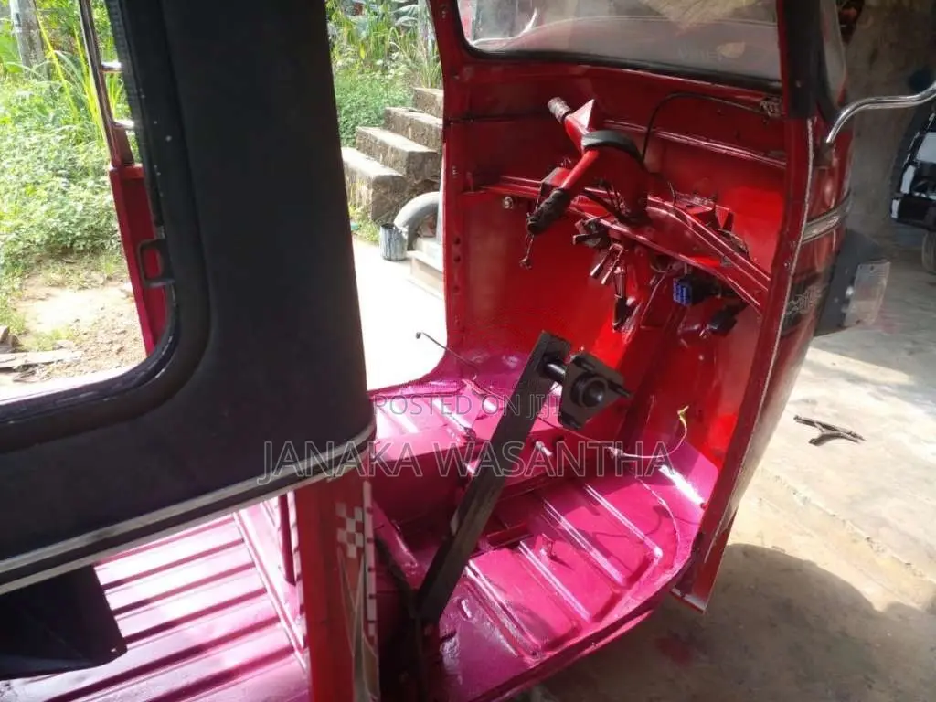 Piaggio Ape 2011 Three Wheel (Used)