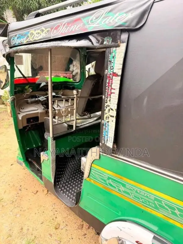 Bajaj RE 2015 Three Wheel (Used)