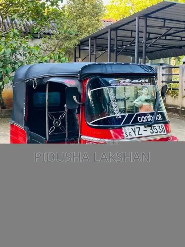 Bajaj 4 Stroke 2012 Three Wheel (Used)