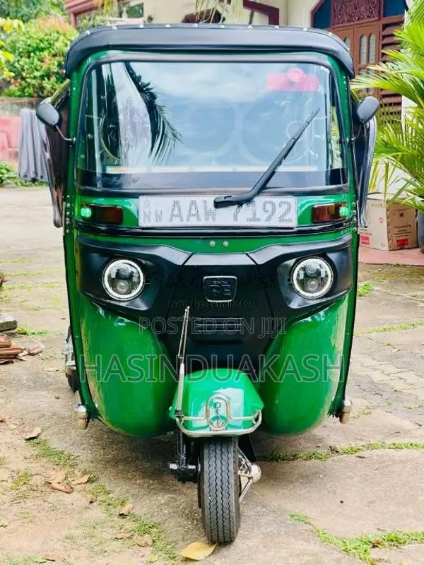 Bajaj RE 2015 Three Wheel (Used)