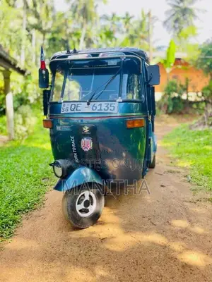 Bajaj 2 Stroke 2006 Three Wheel (Used)