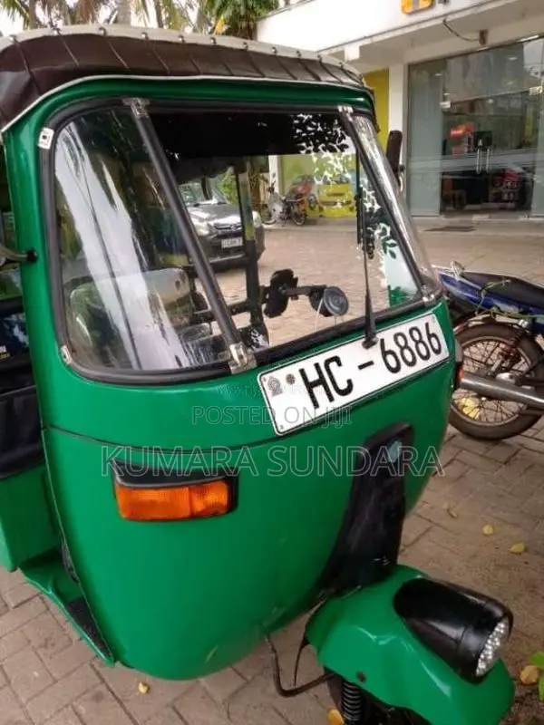 Bajaj 2 Stroke 2004 Three Wheel (Used)