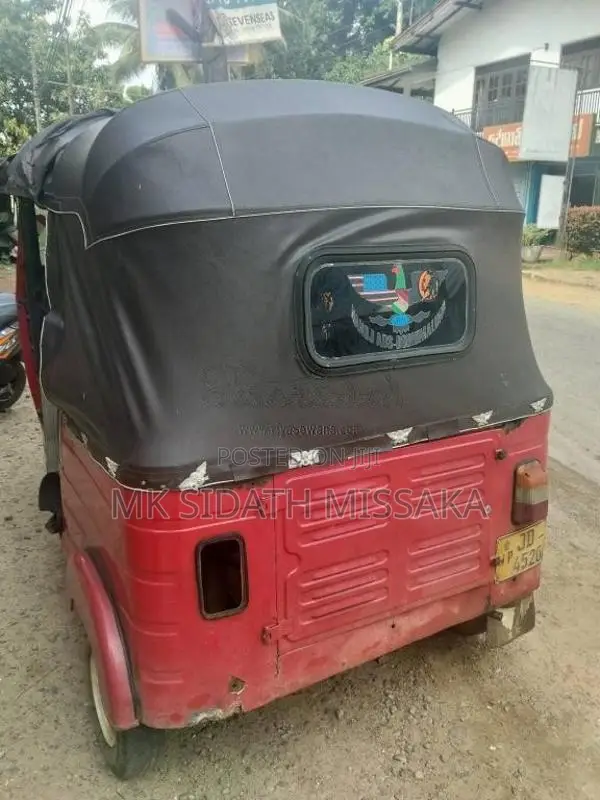 Bajaj 2 stroke 2004 Three Wheel (Used)