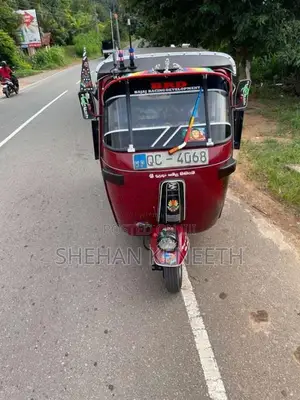 Bajaj RE 2 Stroke 2005 Three Wheel (Used)