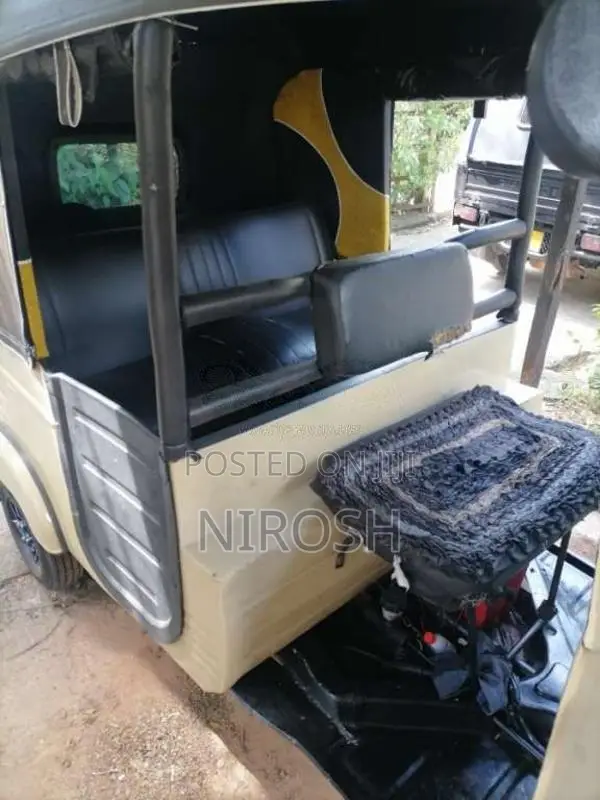 Bajaj 2 Stroke 1986 Three Wheel (Used)