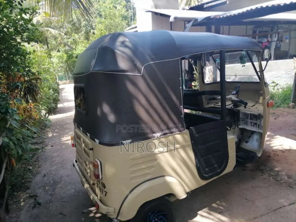 Bajaj 2 Stroke 1986 Three Wheel (Used)