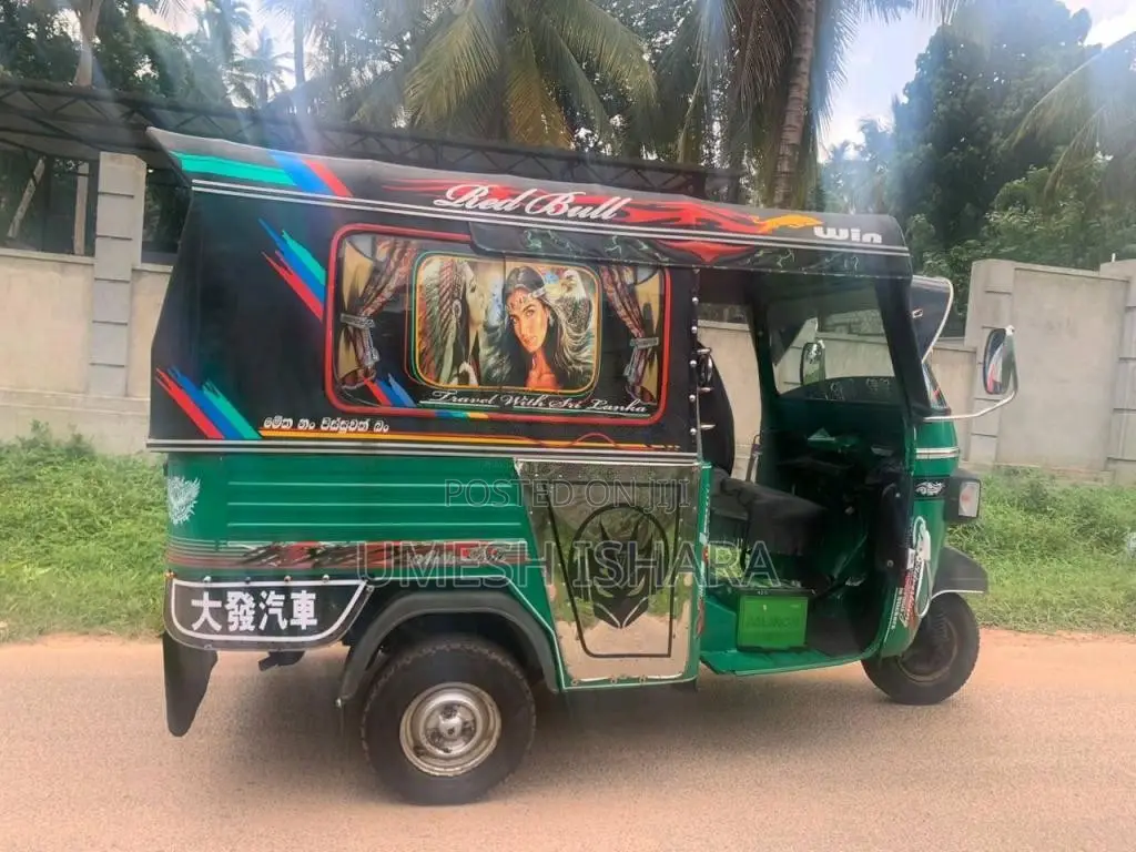 Piaggio Ape 2010 Three Wheel (Used)