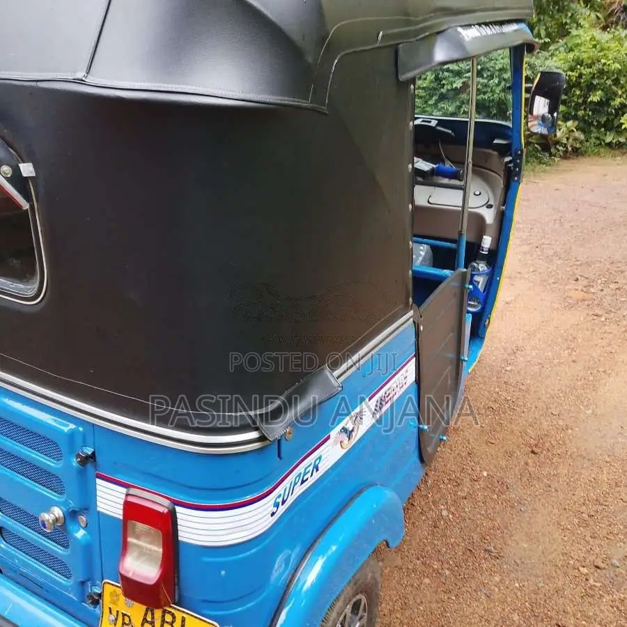 Bajaj RE 2016 Three Wheel (Used)