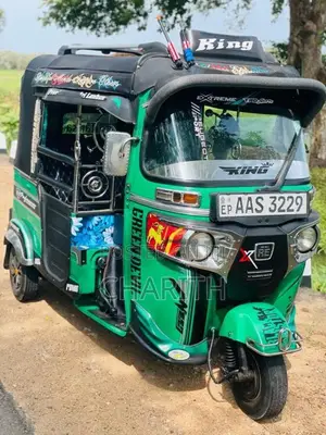 Bajaj RE 4 Stroke 2014 Three Wheel (Used)