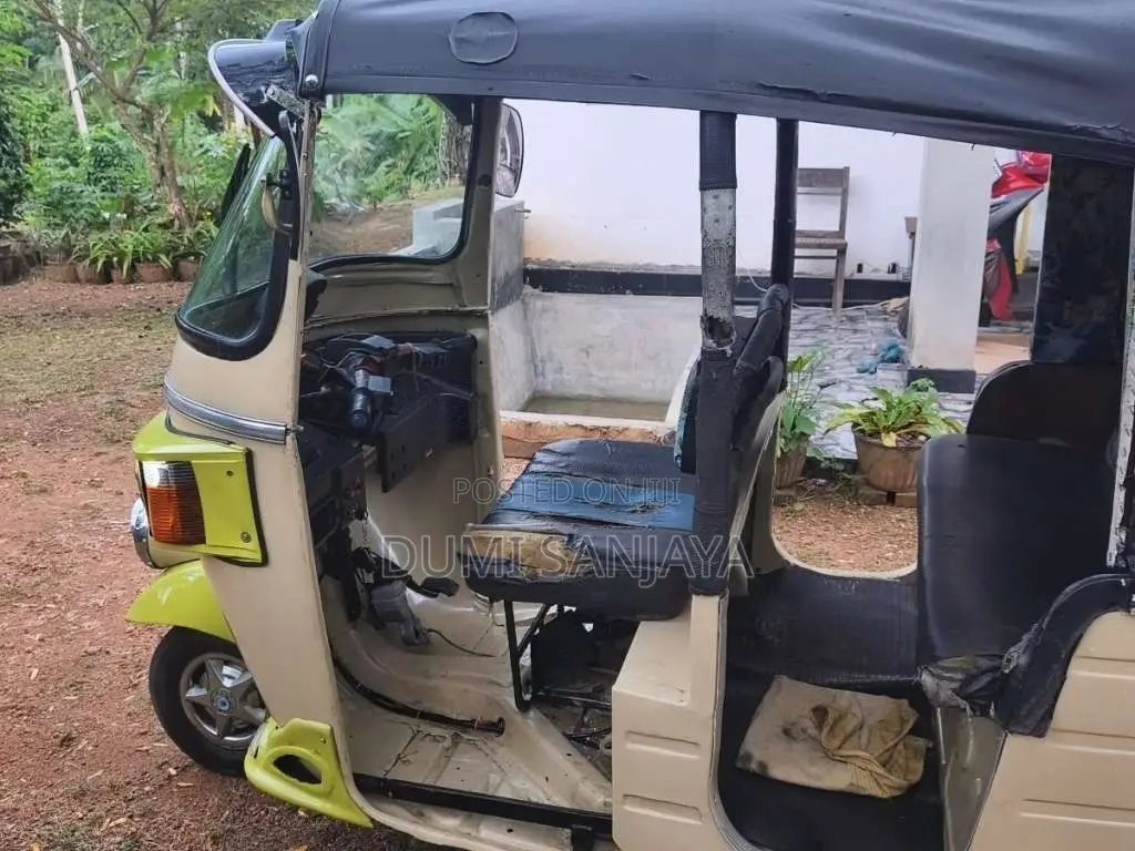 Bajaj RE 2012 Three Wheel (Used)