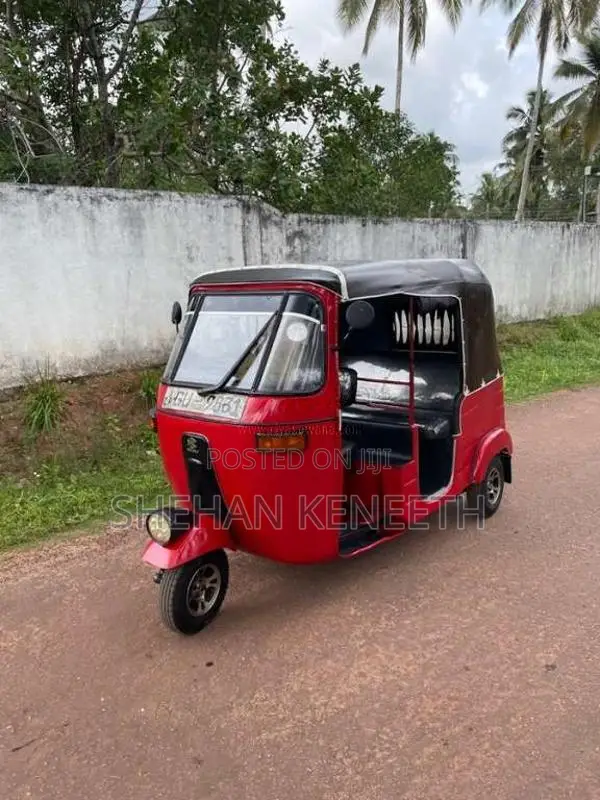 Bajaj RE 2 Stroke 2003 Three Wheel (Used)