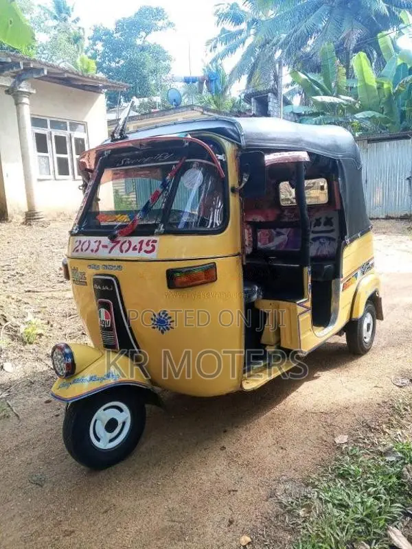 Bajaj RE 1998 Three Wheel (Used)