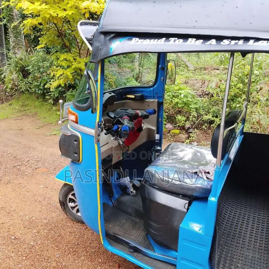 Bajaj RE 2016 Three Wheel (Used)