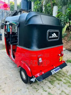Bajaj Re 2015 Three Wheel (Used)