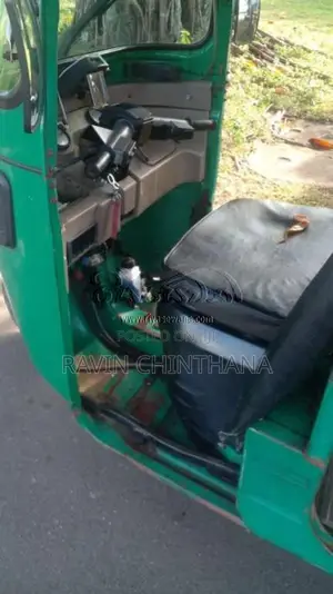 Bajaj 4 Stroke 2016 Three Wheel (Used)