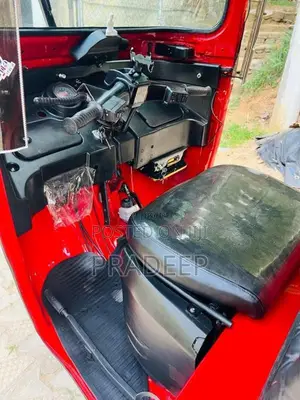 Bajaj Re 2015 Three Wheel (Used)
