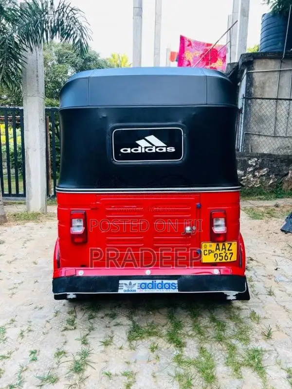 Bajaj Re 2015 Three Wheel (Used)